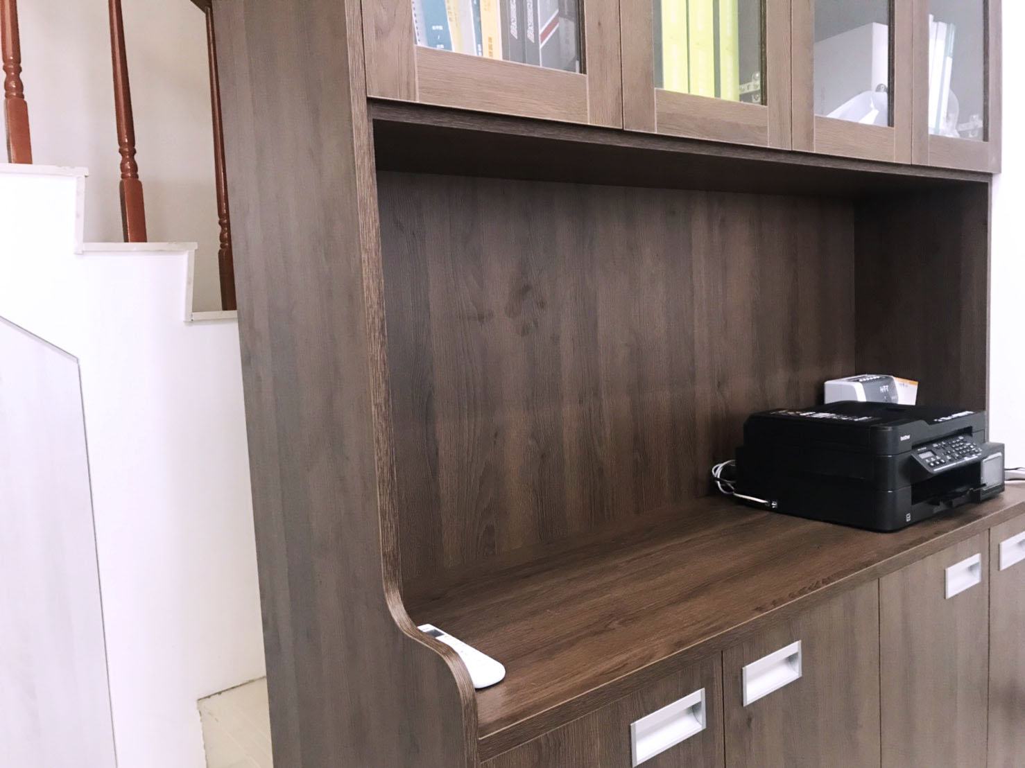 展示書櫃及書桌