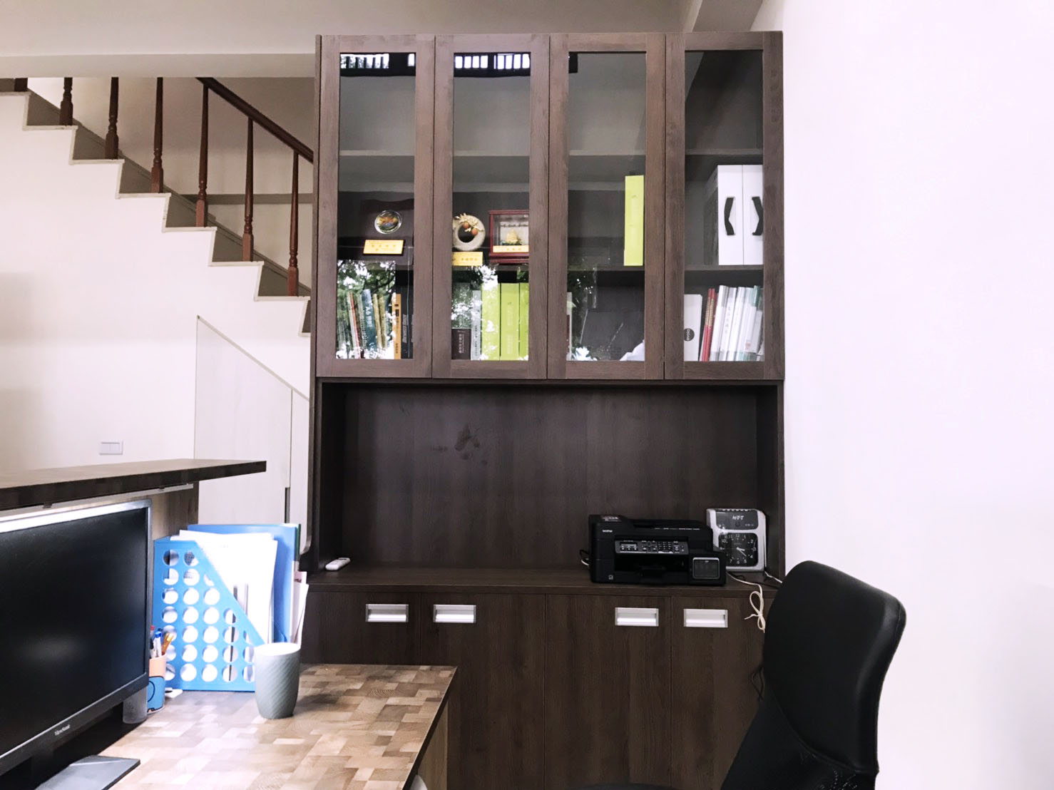 展示書櫃及書桌